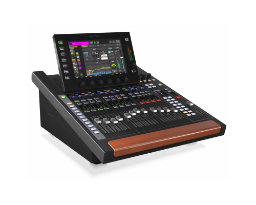 Behringer Wing Compact Цифровой микшерный пульт