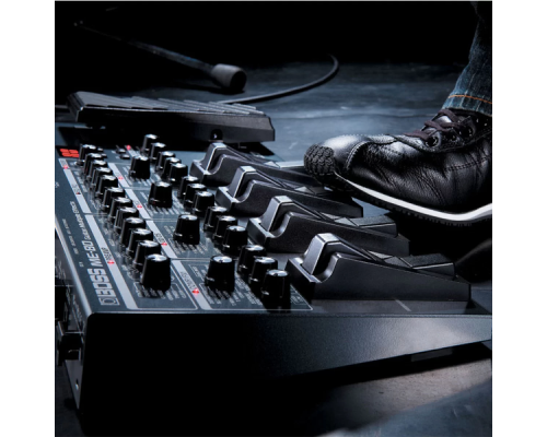 Boss ME-80 Гитарный процессор эффектов