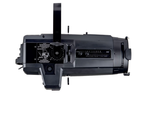 Robe T11 Fresnel Прожектор с линзой Френеля, 350 Вт.