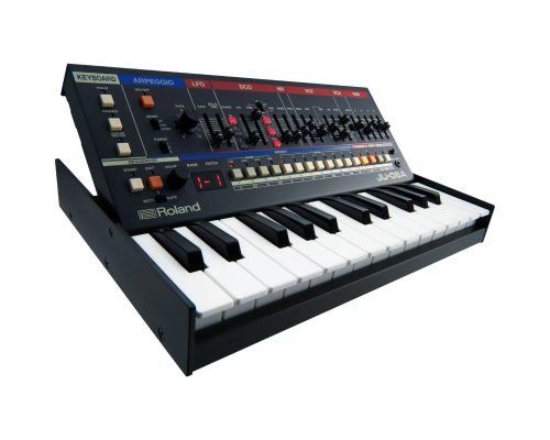 Roland JU-06A 4-голосный полифонический синтезатор
