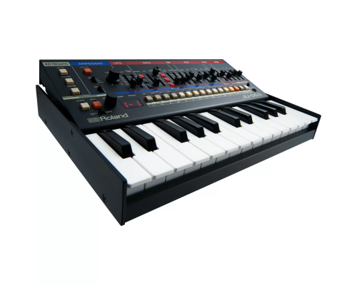 Roland JU-06A 4-голосный полифонический синтезатор