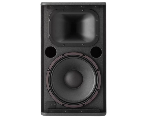 Yamaha DSR115 Активная акустическая система, 1300 Вт.