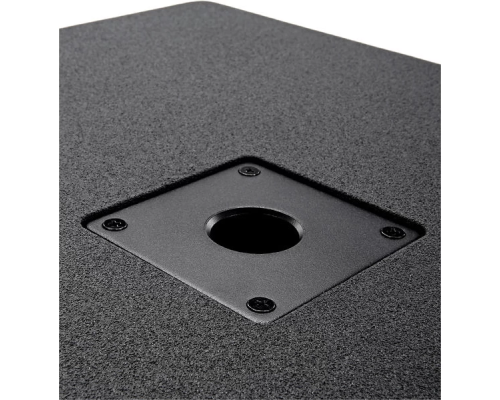 Yamaha DSR118W Активный сабвуфер, 800 Вт.